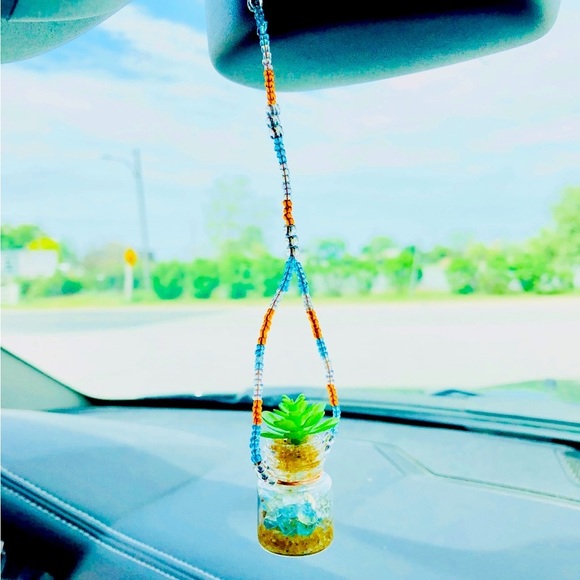 🏖️New Handmade At The Beach - Mini Artificial Plant Car Charm🌱 - Picture 1 of 5